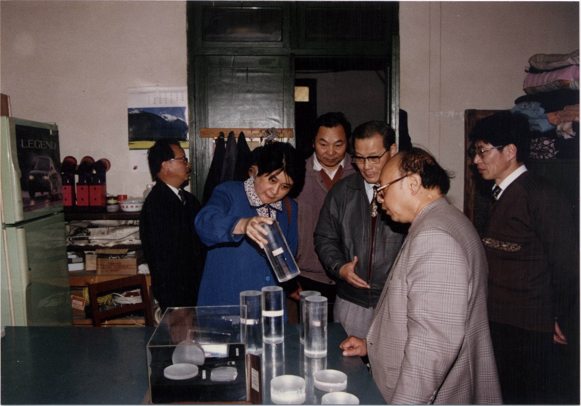 1995年郭景坤接待在上海硅酸盐所视察的中科院副院长胡启恒.jpg