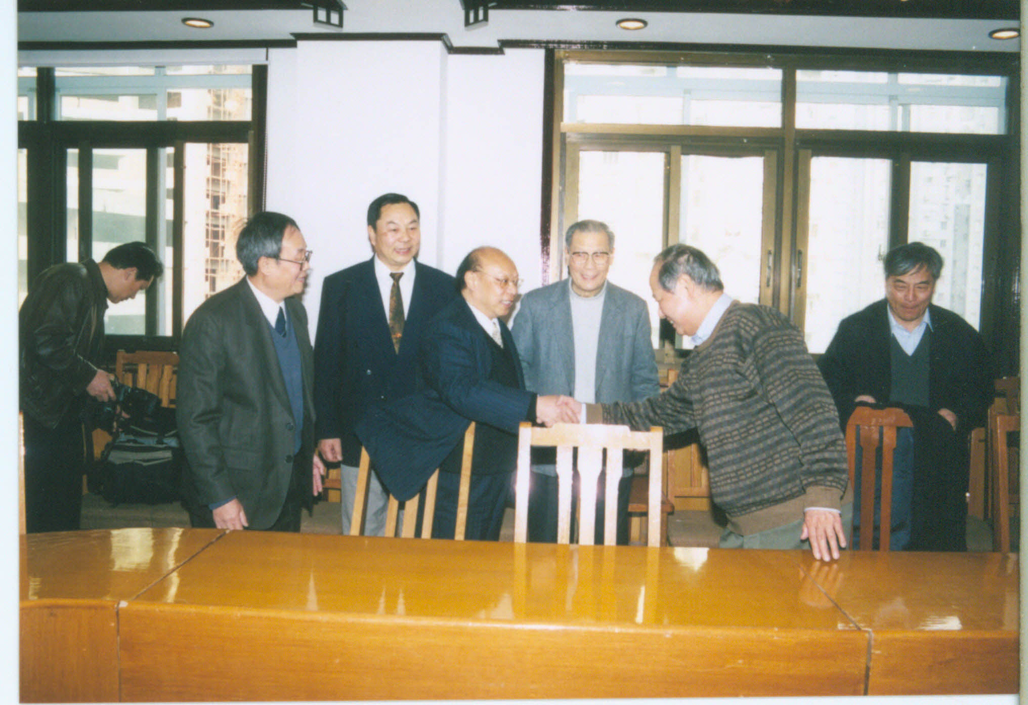 2002年3月接待李政道教授.jpg